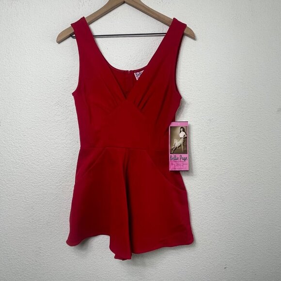 Bettie Page Women’s Romper Size Small Red Sleeveless BD134637 Zip Pockets NWT - Picture 4 of 11